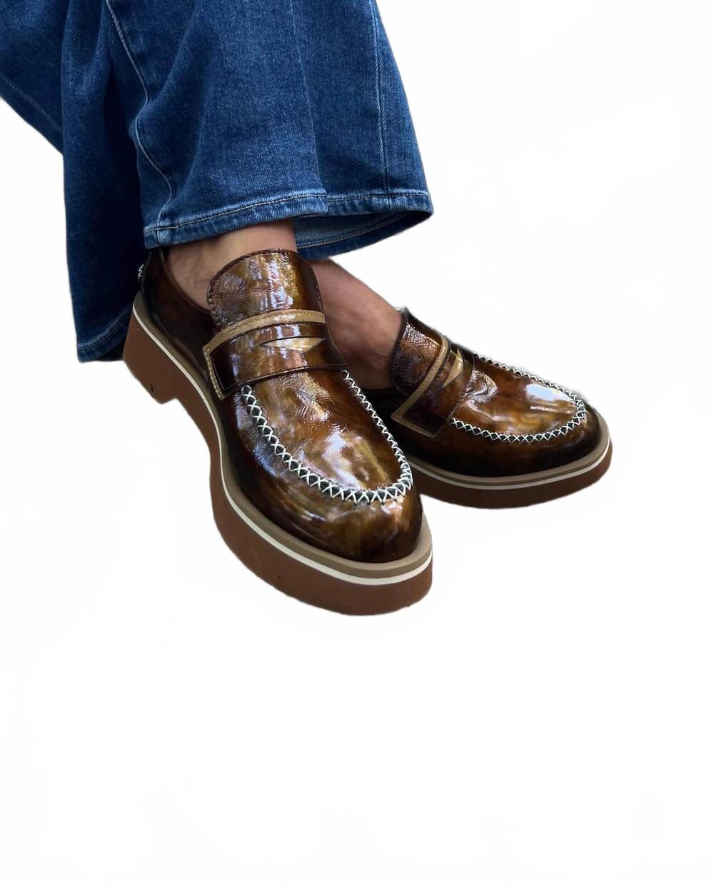 NEW CASTA women's vanda loafer in brown